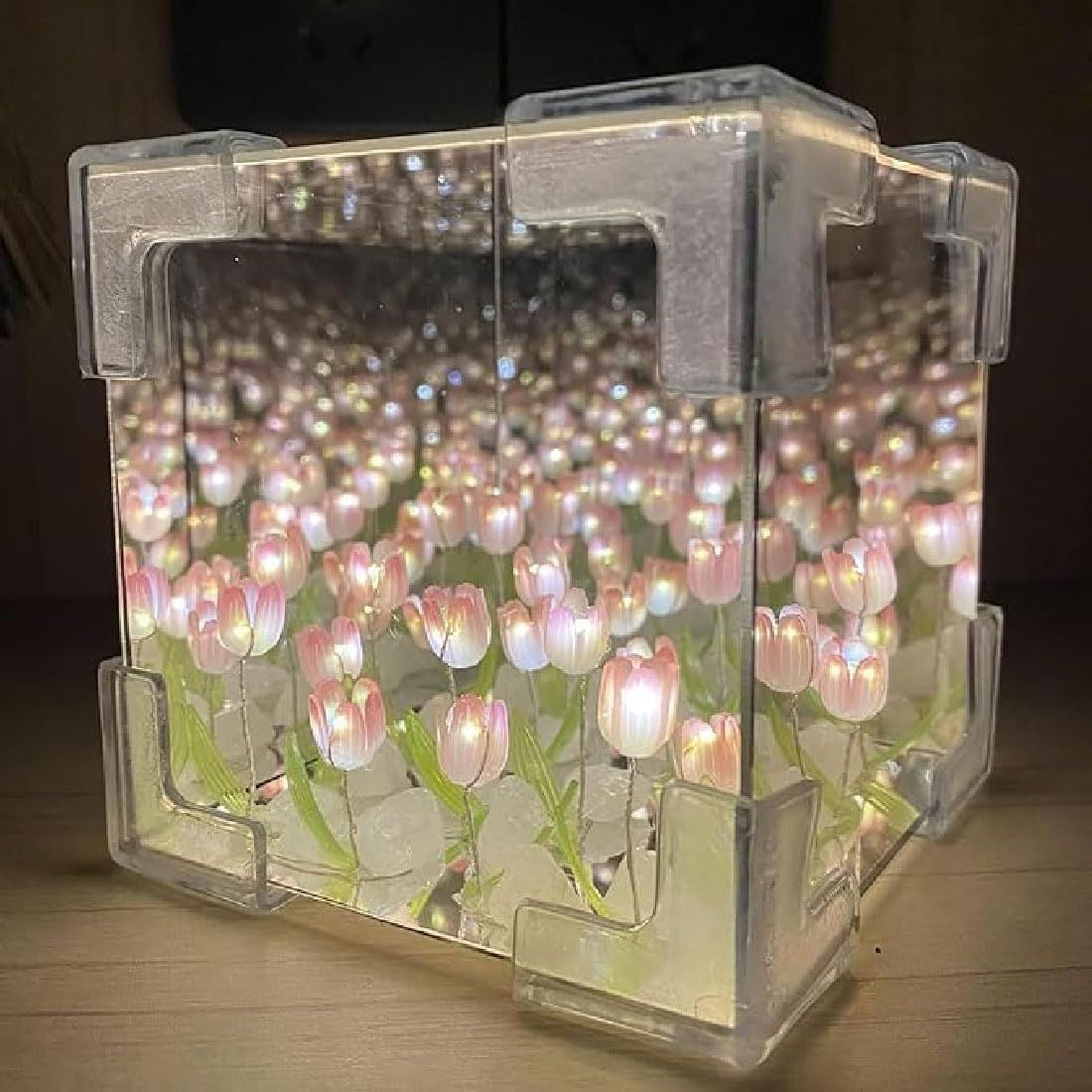 Tulip Cube Mirror Lamp✨