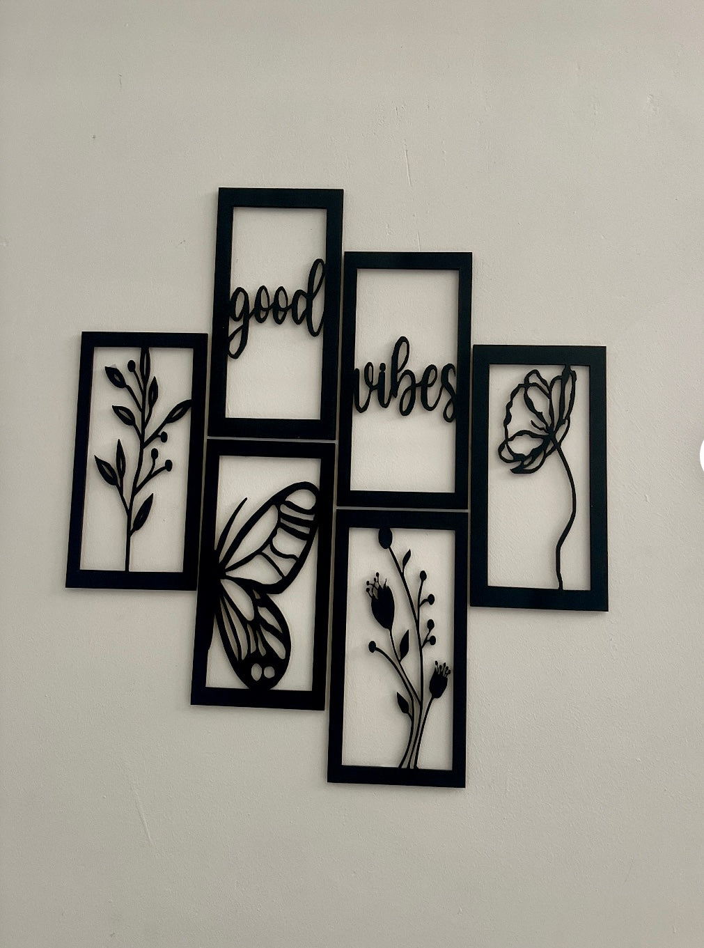 Wooden Black Décor Frames 🦋