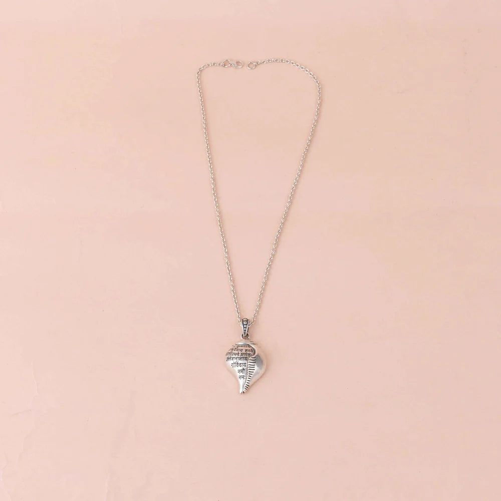 🦚 Shri Krishna Shankha Pendant with Chain | 🕉️
