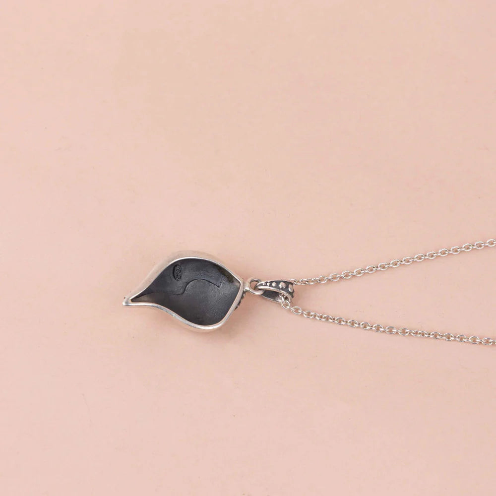 🦚 Shri Krishna Shankha Pendant with Chain | 🕉️